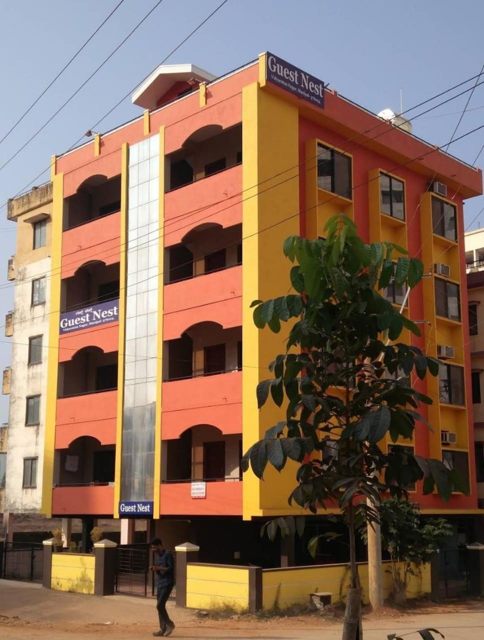 Guest Nest Hotel มานิปาลา ภายนอก รูปภาพ